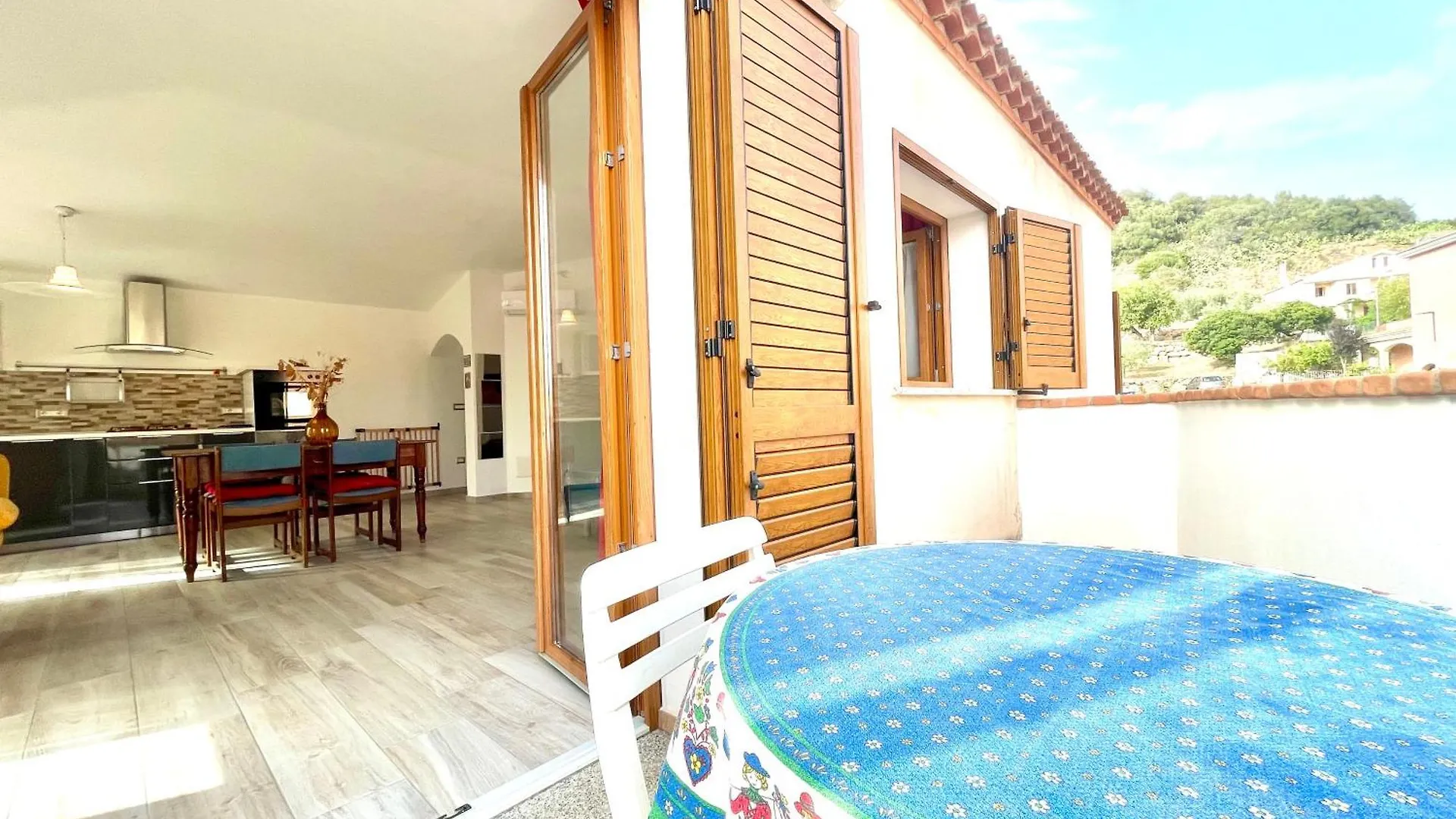 Krastu Apartment Bari Sardo Italie